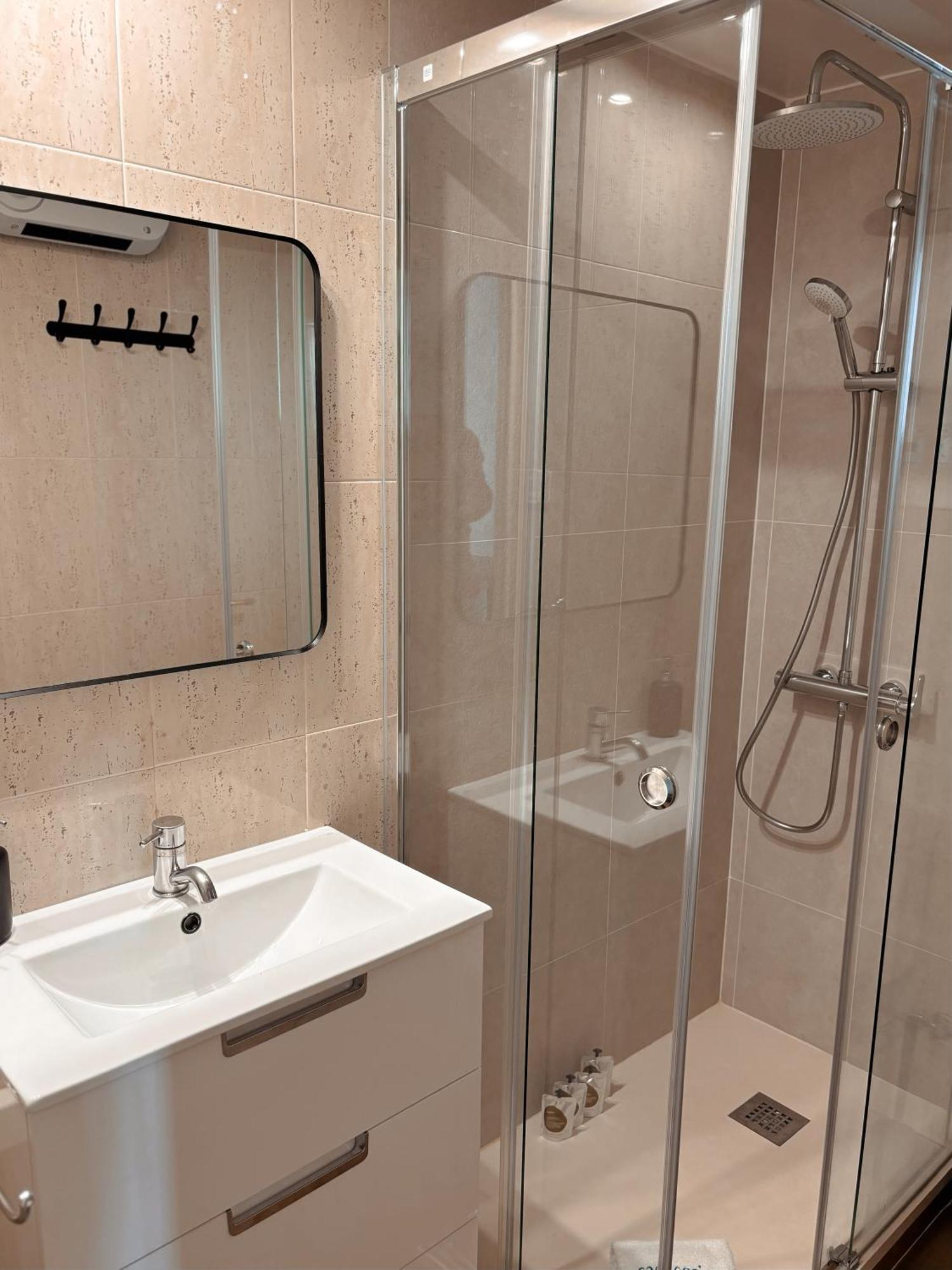 Casa Cosi - Industria Apartman Barcelona Kültér fotó